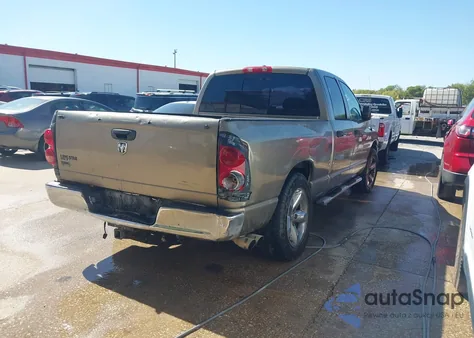 2007 Dodge Ram 1500 Slt z USA, uszkodzony, nr VIN 1D7HA18PX7J621568